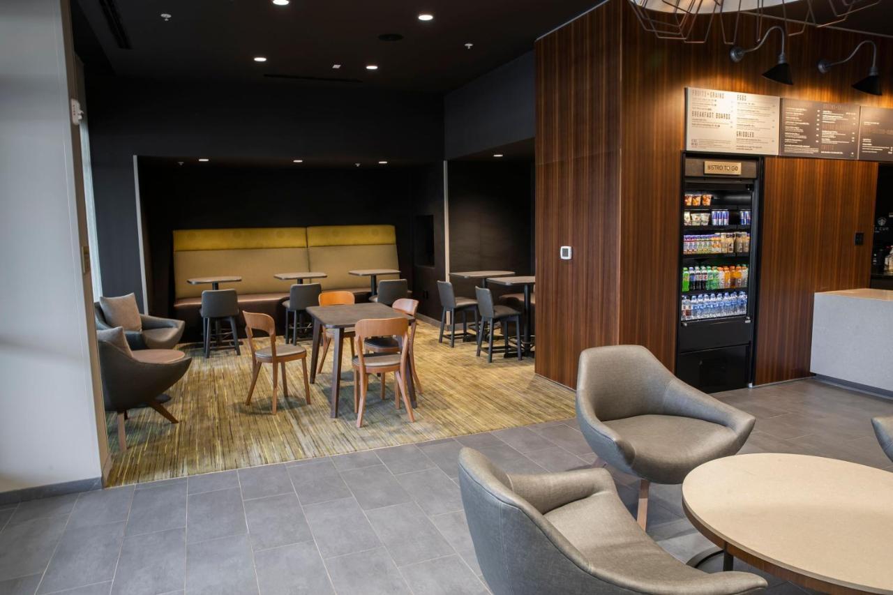 莫尔丁格林维尔万豪万怡酒店 外观 照片